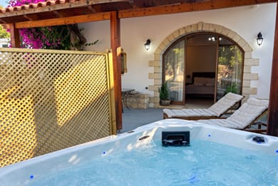 Despina Jacuzzi Studio | Kournas