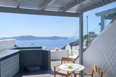 Deluxe Suite with Hot Tub
