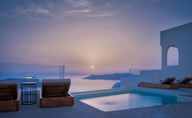 Villa Ioli with Stunning Caldera Views