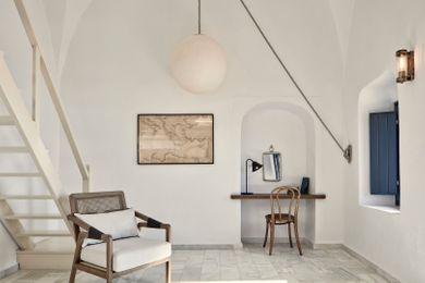 Cave Suite with Caldera View