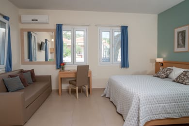 Hotel Estia - Image 4