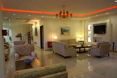 Kyniska Hotel - Image 2