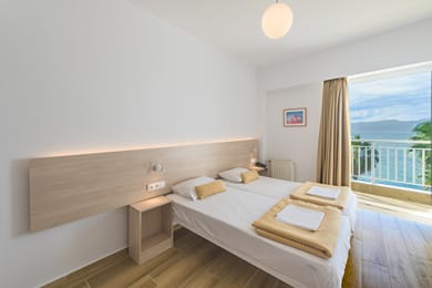 Sea view twin premium room