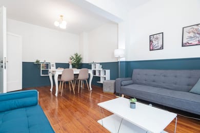 Houseloft Metropolitan Charm