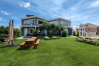 The House of The Roses - Image 5