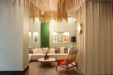 Zeus Essence Bucharest Central - Image 2