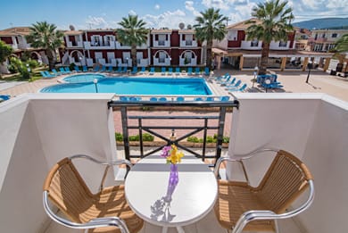 Hotel Yakinthos - Image 5