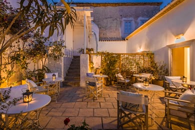 Hydra Hotel - Image 7