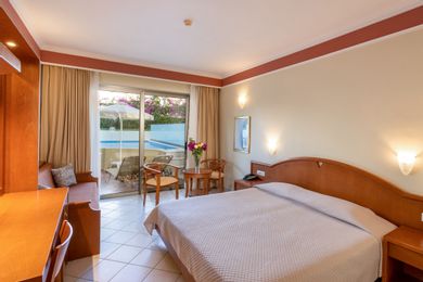 Superior Double Room with Private Pool