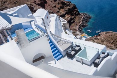 Hyperion Oia Suites - Image 5