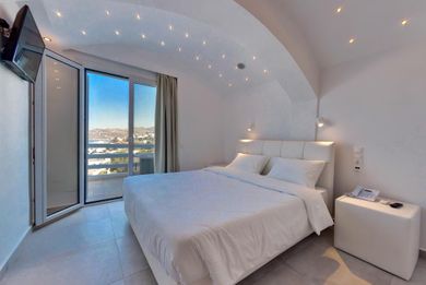 Grand Suite with Outdoor Jacuzzi