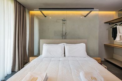 Icarus Hotel Chania - Image 2