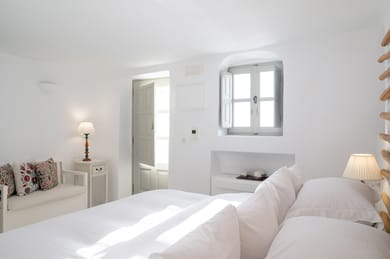 Classic Cave Room Sea View