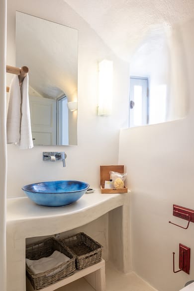Classic Cave Room Sea View