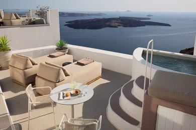 Caldera Suite with Sea View and Outdoor Jetted Plunge Pool