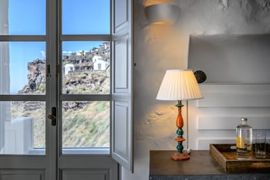 Cliff Suite with Sea View and both Indoor & Outdoor Jetted Plunge Pools