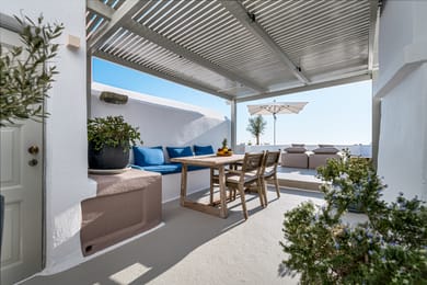 Iconic Suite with Sea View and both Indoor & Outdoor Jetted Plunge Pools