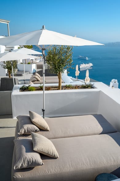 Iconic Suite with Sea View and both Indoor & Outdoor Jetted Plunge Pools