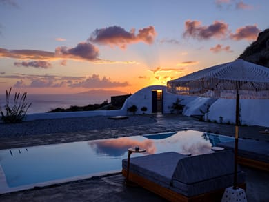 Iliolousto Luxury Cave Villa - Image 3