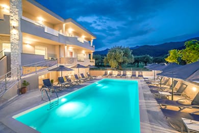 Iliomagic Luxury Suites - Image 4