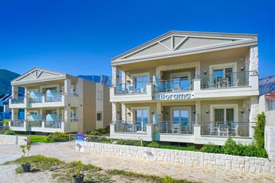 Iliorama Seaside Luxury Suites & Apartments - Image 4