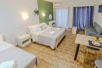 Ilios Mare Hotel - Image 7