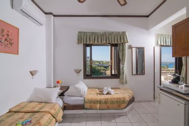 Iliostasi Beach Apartments - Image 6