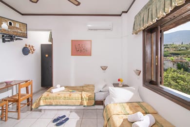 Iliostasi Beach Apartments - Image 4