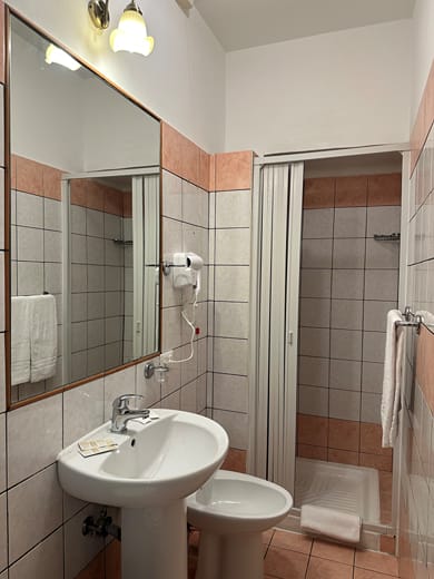 Hotel Il Papavero Rome - Image 6