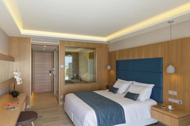 Deluxe Double Room Swim Up Side Sea View (Residences Area | Red Carpet Services)