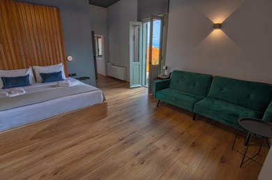 Impero Luxury Suites Nafplio - Image 5