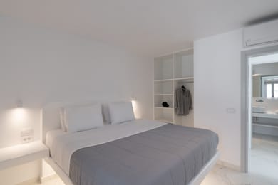 Premium Suite with Outdoor Hot Tub