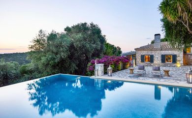 Ioli Villa Sivota - Beachfront Luxury Residence - Image 3