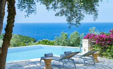 Ioli Villa Sivota - Beachfront Luxury Residence - Image 4