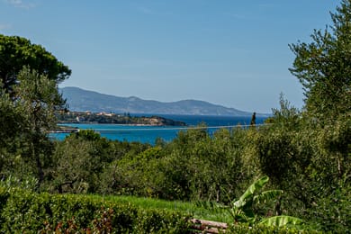 dal travel Ionian Aura