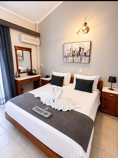 Ionian Hospitality Hotel - Image 4