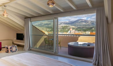Superior Family Suite with Outdoor Hot Tub
