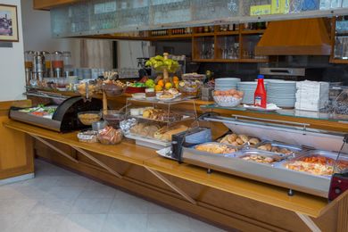 Ionian Plaza Hotel Kefalonia - Image 3