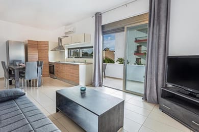 Iriana's Apartments in Center - Image 4