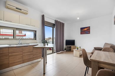 Iriana's Apartments in Center - Image 7