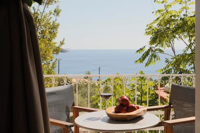 Deluxe Room with Private Jacuzzi & Sea View