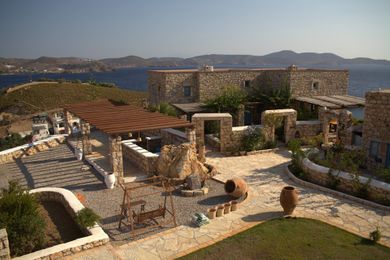 Eirini Luxury Hotel Villas - Image 2