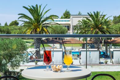 Iris Hotel - Image 4