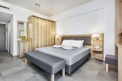 Iris Hotel - Image 6