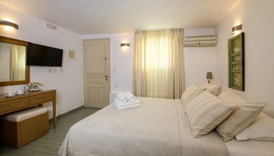 Budget studio ( 2 adults)