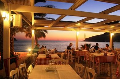 Itilo Traditional Hotel - Image 4