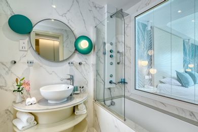 Junior Suite with Sea View and Private Outdoor Hot Tub