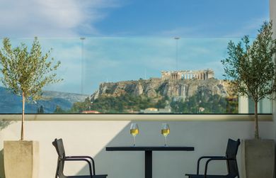 Ivis 4 Hotel - Image 3