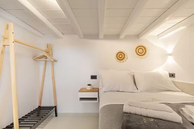 Ivi Mykonean Suites - Image 5
