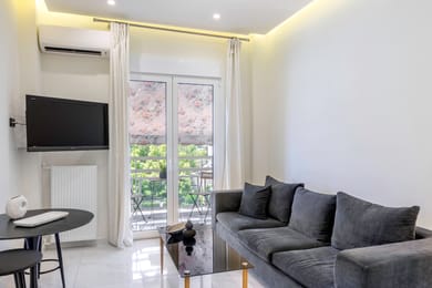 Central 2BD Apartment in the Heart Of Athens | Kallirois Str. 47